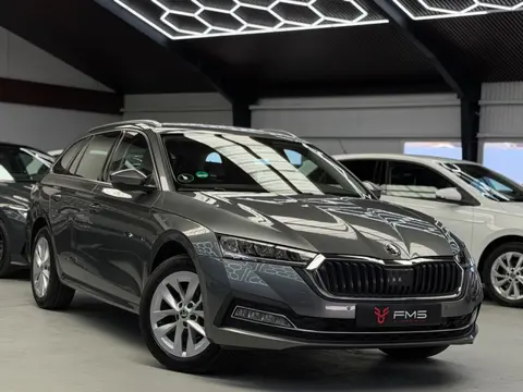 Skoda Octavia Combi 1.5 e-TSI CarPlay Camera