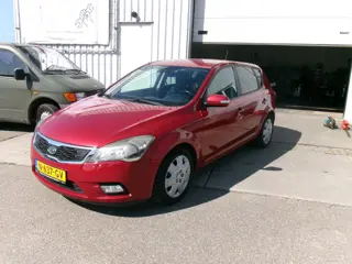Kia Ceed 1.4 ED M56AZ1 (bj 2013)