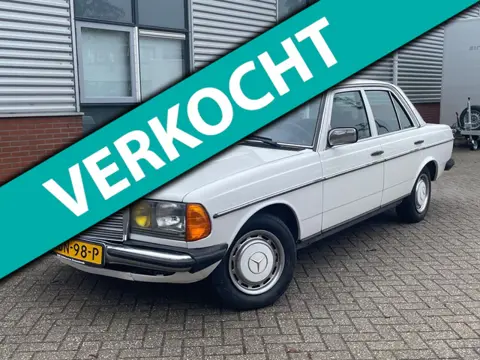 Mercedes-Benz 200-280 (W123) 230E Airco Roestvrij belastingvrij