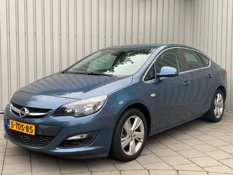 Opel Astra 1.4 Turbo Edition|EXPORT|TURBO DEFECT |