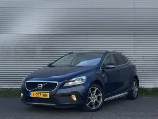 Volvo V40 Cross Country 2.0 D2 Ocean Race / Leder / Trekhaak / Camera / Direct rijklaar! / APK 06-20