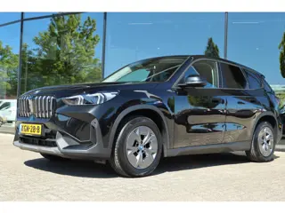 BMW IX1 XDRIVE30 67KWH LAUNCH EDITION | CARPLAY | CAMERA | KEY-LESS | FULL LED | VIRT. COCKPIT | STO