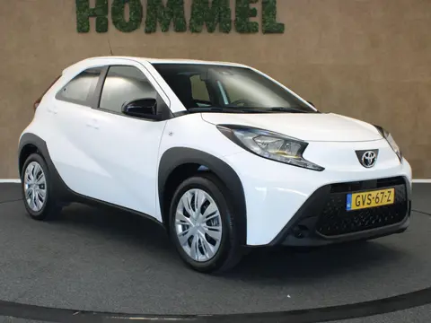 Toyota Aygo X 1.0 VVT-i MT Play - ORIGINEEL NEDERLANDSE AUTO - APPLE CARPLAY/ANDROID AUTO - AIRCO - 