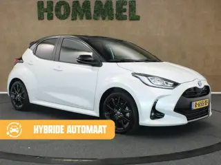 Toyota Yaris 1.5 Hybrid Bi-Tone - 100% ONDERHOUDEN! - NAVIGATIE - STOELVERWARMING - KEYLESS ENTRY & 