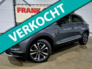 Volkswagen T-ROC 1.5 TSI 150PK United + Dealer OH|Panorama|Keyless|Park Assist|Dodehoek|Camera|LED|D