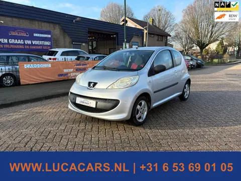 Peugeot 107 1.0-12V XS Urban Move NIEUWE APK!