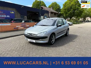 Peugeot 206 1.4 Gentry AIRCO + NIEUWE APK!