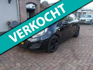 Kia Rio 1.2 CVVT Comfort Pack bj 2012 160 dkm apk 4-27