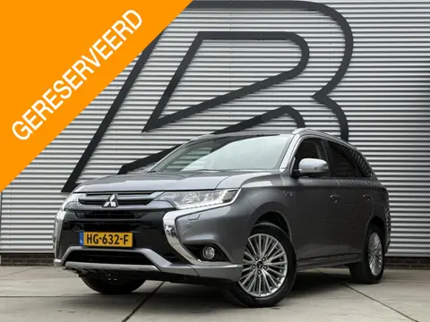 Mitsubishi Outlander 2.0 PHEV instyle SOH 98,6%|Navi|Camera|Leder|Clima|Cruise|Dealer Onderhouden|N.