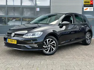 Volkswagen Golf 1.5 TSI Highline | CarPlay | CRUISECR | Navi | PDC