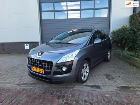 Peugeot 3008 | 1.6 VTi ST | Airco | Telefoon verbinding | Navigatie |
