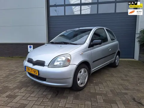 Toyota Yaris | 1.3-16V VVT-i YORIN | Airco | Lage kilometerstand |