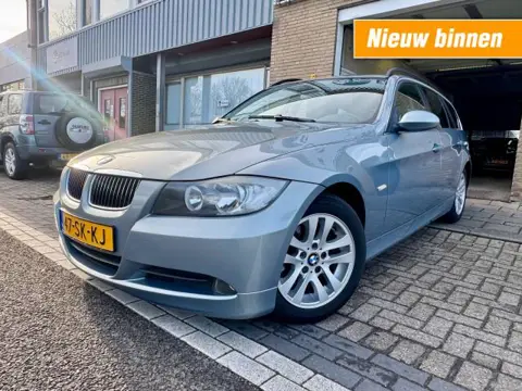 BMW 3-SERIE 325i Hi Executive 2DE EIG NETTE AUTO RIJDT GOED NAP 