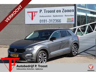 Volkswagen T-Roc 1.5 TSI AUTOMAAT Dealeronderhouden/Trekhaak/Apple carplay/Stoelverwarming/Navigatie
