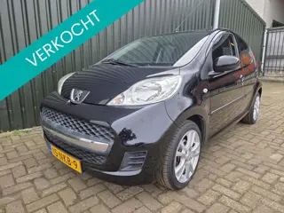 Peugeot 107 1.0-12V XS SPORT