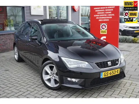 Seat Leon ST 1.4 EcoTSI FR Connect / Pano / Carplay / Camera
