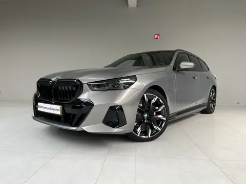BMW 5 Serie Touring 530e M Sport Edition | Trekhaak | Panorama| Ventilatie | Driving Ass. Plus | Nu 