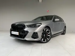 BMW 5 Serie Touring 530e M Sport Edition | Trekhaak | Panorama| Ventilatie | Driving Ass. Plus | Nu 