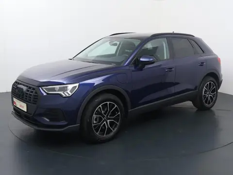 Audi Q3 45 TFSI e Advanced edition | 245 PK | Voorstoelen verwarmd | Adaptive cruise control | Parke