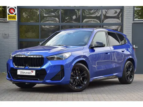 BMW X1 xDrive25e M Sport | Stuurverwarming | Head up | 360 camera