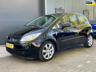 Mitsubishi Colt 1.3 Instyle SPORT 95PK NAP AIRCO LEER LM VELGEN STOELVERWARMING CENTRALE VERGRENDELI