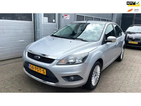 Ford Focus 1.6 Titanium 5DR 2011-Clima-Cruise-Velgen-New APK