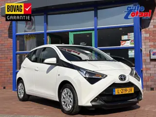 Toyota Aygo 1.0 VVT-i x-play | Airco | Apple Carplay/Android Auto