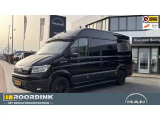 MAN TGE 3.140 L3H3 Intense Black, LMV" zwart, Sidesteps zwart geschuurd, Zonneklep met verlichting.