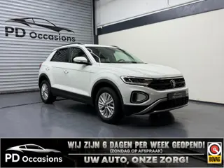 Volkswagen T-Roc 1.0 TSI Life Edition - Stoelverw. - Parkeersensoren - LM Velgen - Carplay