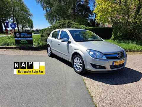 Opel Astra 1.6 16V Temptation 5 deurs Airco/Cruise Control