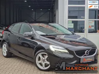 Volvo V40 2.0 T2 Momentum WEG=WEG!! DEALER OH! 1E EIG. 6BAK!|CAMERA|NAVI|PDC|VOL!