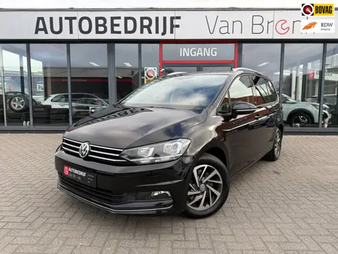 Volkswagen Touran 1.2 TSI Comfortline 7P | Sound | Carplay | ACC