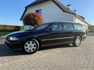 Volvo V70 2.4 Comfort Line / Bj: 2002 / apk tot 10-2026!