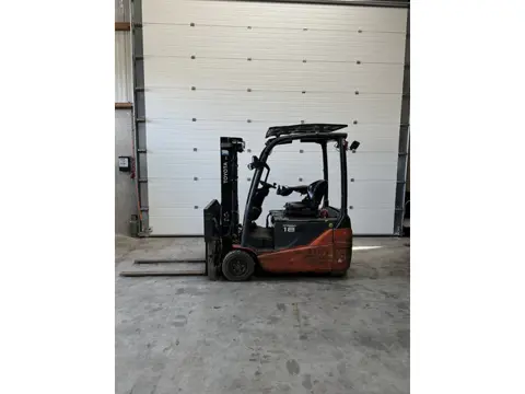 Toyota Triple met Vorkversteller