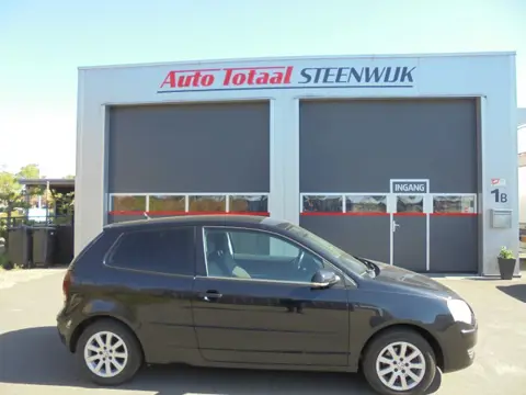 VOLKSWAGEN POLO 1.4 16V  SPORTLINE