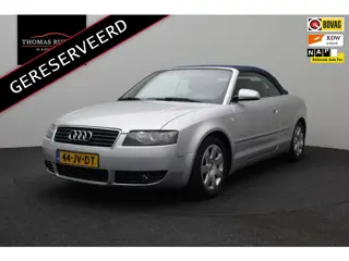 Audi A4 Cabriolet 2.4 V6 Exclusive 2002 | Elektrisch Bedienbare Kap | Elektrisch Verstelbare Stoelen