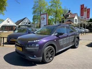 CITROEN C4 CACTUS 1.2 PURETECH SHINE / NAVI / CAMERA / TREKHAAK / LED / CRUISE CTR.