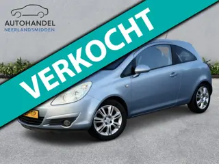 Opel Corsa 1.4-16V AIRCO trekhaak cruisecontrol pano