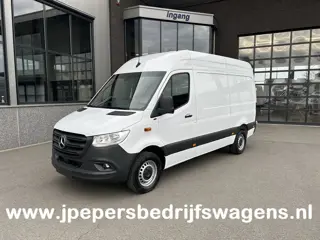 Mercedes-Benz Sprinter 317 CDI L2 H2 Pro Facelift / MBUX / Navigatie / Camera / Geveerde stoel / Cru