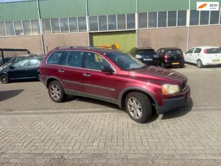 Volvo XC90 2.9 T6 Kinetic ((( AUTOMATAAT/ 7-peroons )) bak defect)