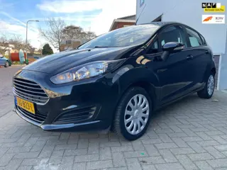 Ford Fiesta 1.0/Navi/4 nieuwe banden/Airco/AUX/Goed-onderhouden/Elek-pakket
