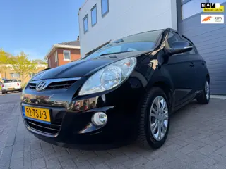 Hyundai I20 1.2i Plus/1eigenaar/Goed-onderhouden/Aux/Climate-c/Cruise-c/Elek-ramen