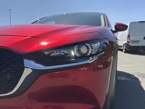 Mazda CX-30 2.0 e-SkyActiv-X M Hybrid Luxury | Trekhaak | BOSE | Leder | 360 camera |