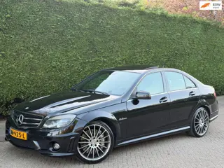 Mercedes-Benz C-klasse AMG 63 V8 PANO/KUIPST/MEMORY/H&K/LEER