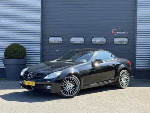 Mercedes-Benz SLK-klasse 200 K. | Navigatie | 19 Inch Lichtmetalen Velgen | Stoel/Nek Verwarming | C
