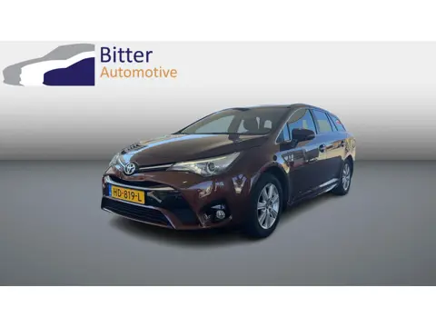 Toyota Avensis Touring Sports 1.6 VVT-i Aspiration Carplay /NL Auto