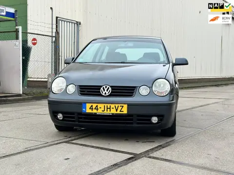 Volkswagen Polo 1.4-16V Comfortline 3drs Automaat Airco/Cruise Apk