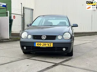 Volkswagen Polo 1.4-16V Comfortline 3drs Automaat Airco/Cruise Apk