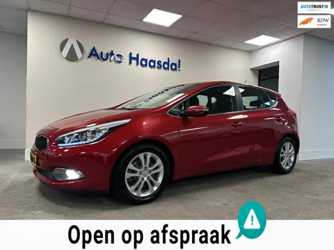 Kia Cee'd 1.6 GDI DynamicLine|AUTOMAAT|CAMERA|LED|NAVI|CRUISE|STOEL