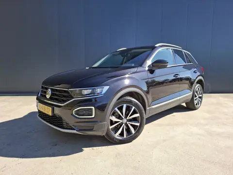 Volkswagen T-Roc 1.5 TSI 150 PK AUTOMAAT Sport VIRTUAL COCKPIT CAMERA TREKHAAK ECC NAVI ADAP CRUISE 